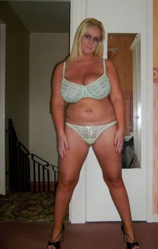 Марьяна проститутка интим салон Питера у метро Адмиралтейская салон путан